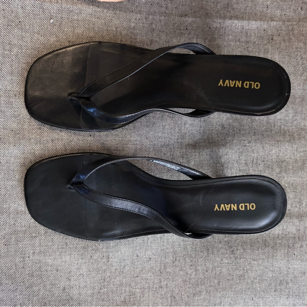 Old Navy Women's Black Sandals